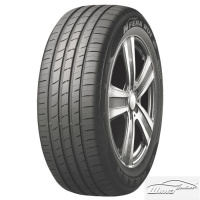 215/60/17 96H Nexen NFera RU1